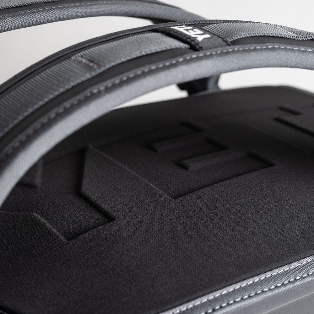 Рюкзак-охолоджувач Defender Yeti Hopper, сірий (42418)