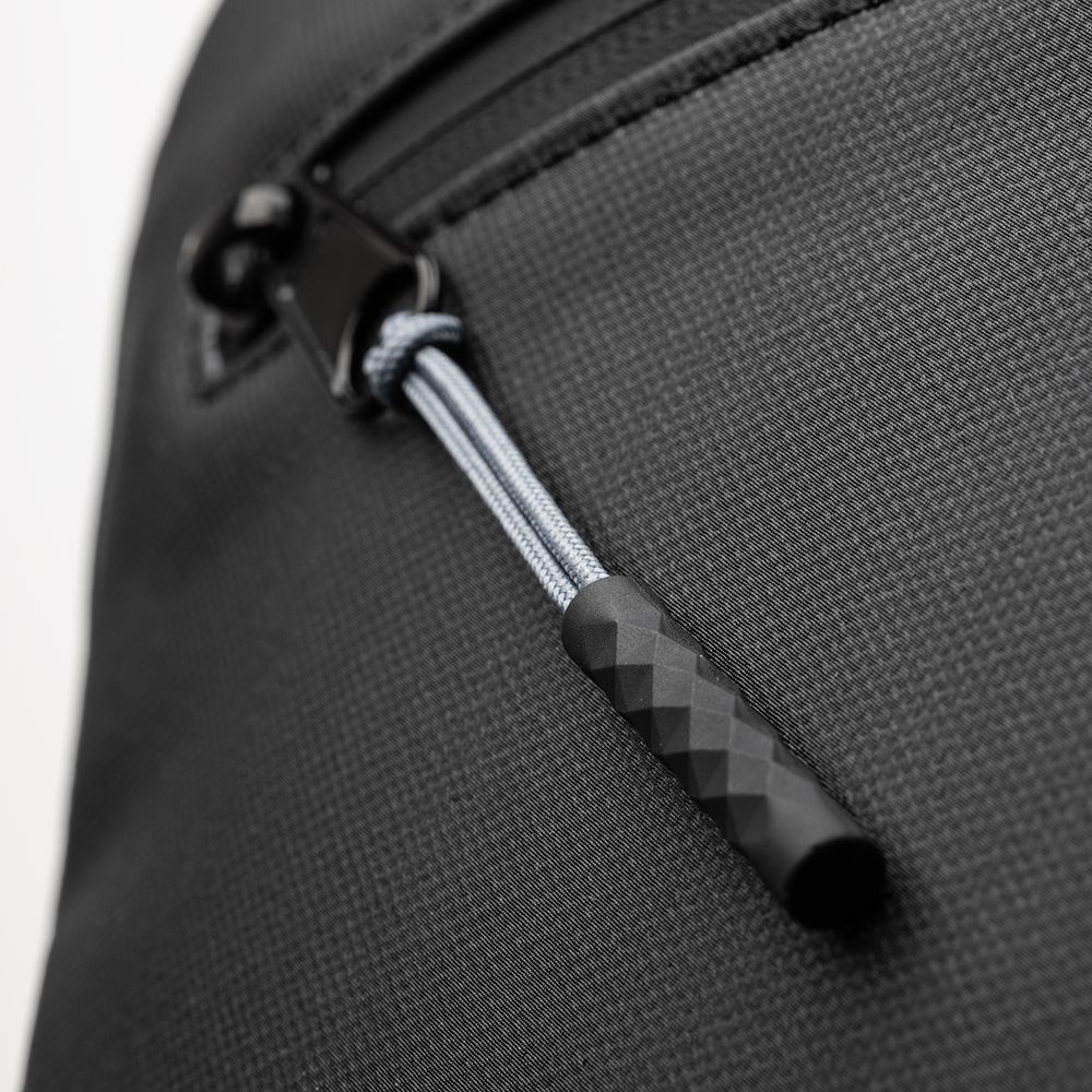 Підсумок Defender, водовідштовхувальне покриття, чорного кольору (38957)