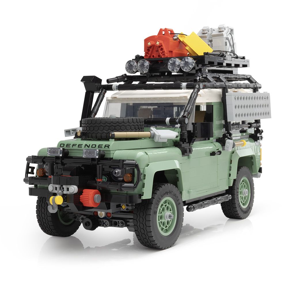 Конструктор LEGO® LAND ROVER CLASSIC DEFENDER 90 (38970)