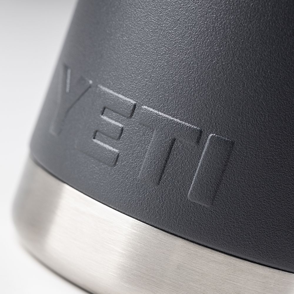 Пляшка для води Defender Yeti Rambler®, 532 мл., сіра (41466)
