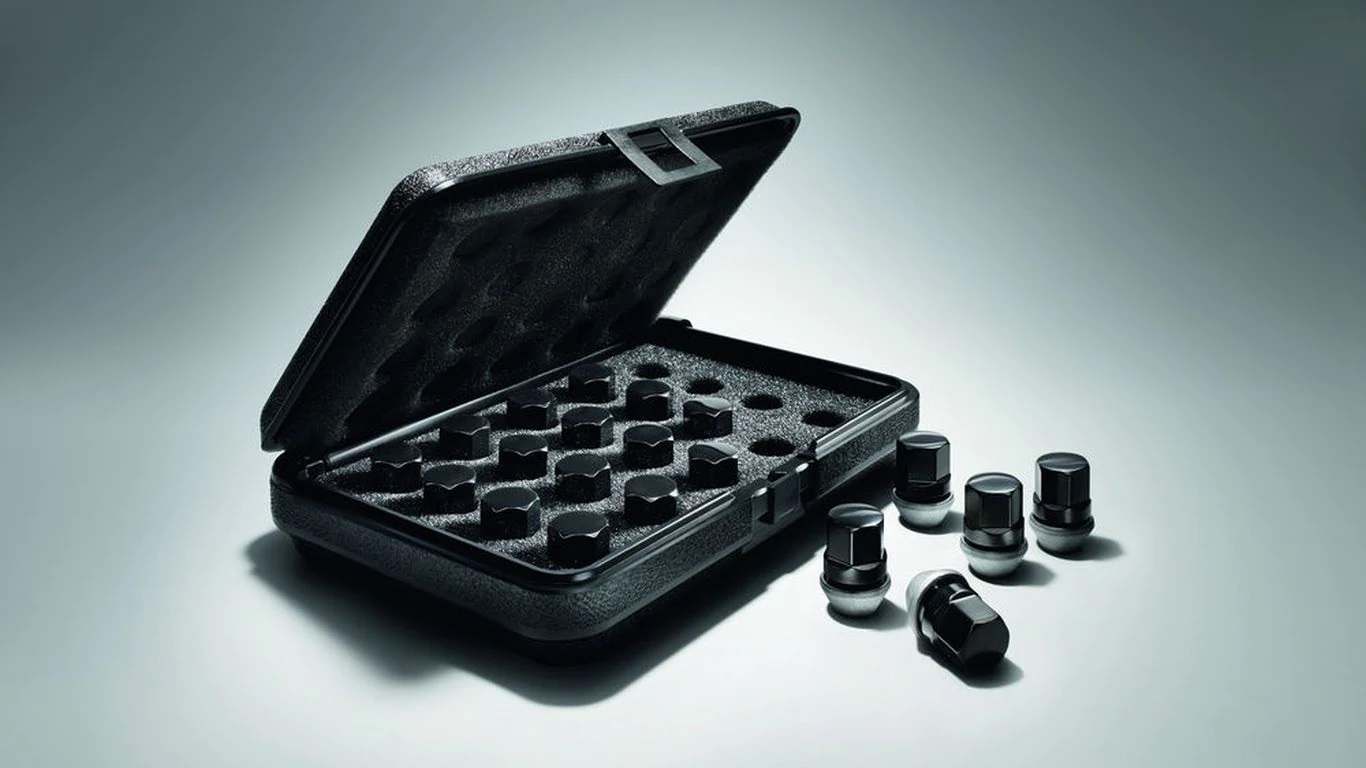 Гайка колісна BLACK CHROME (комплект 20шт.) (35221)