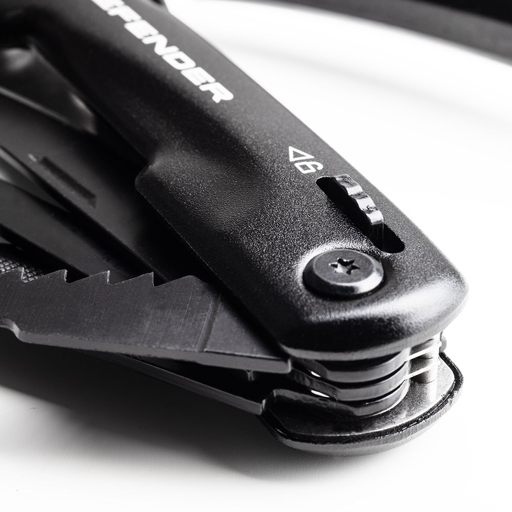 Мультиінструмент Defender (38958)