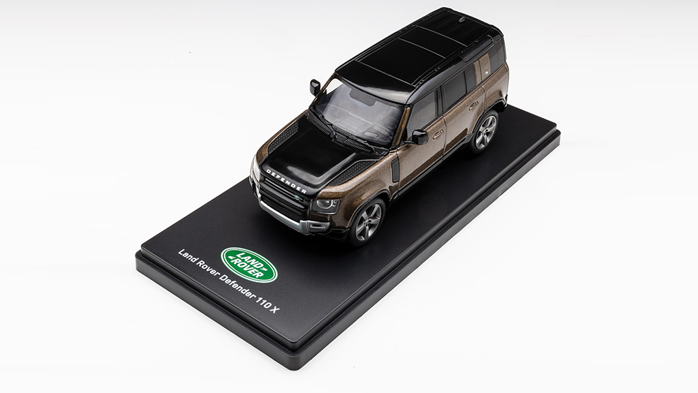 Модель авто Defender 110, масштаб 1:43, колір gondwana stone (38981)