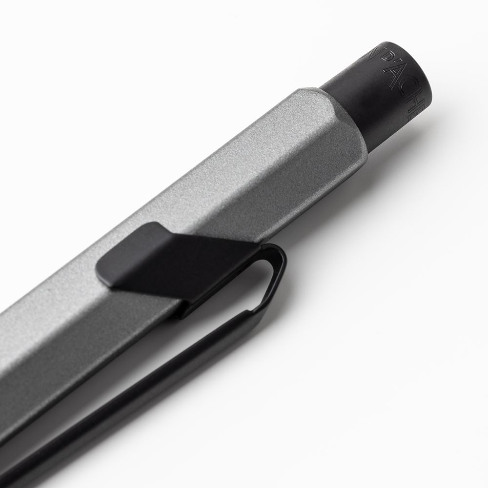 Ручка кулькова Caran d'Ache для Defender (38972)