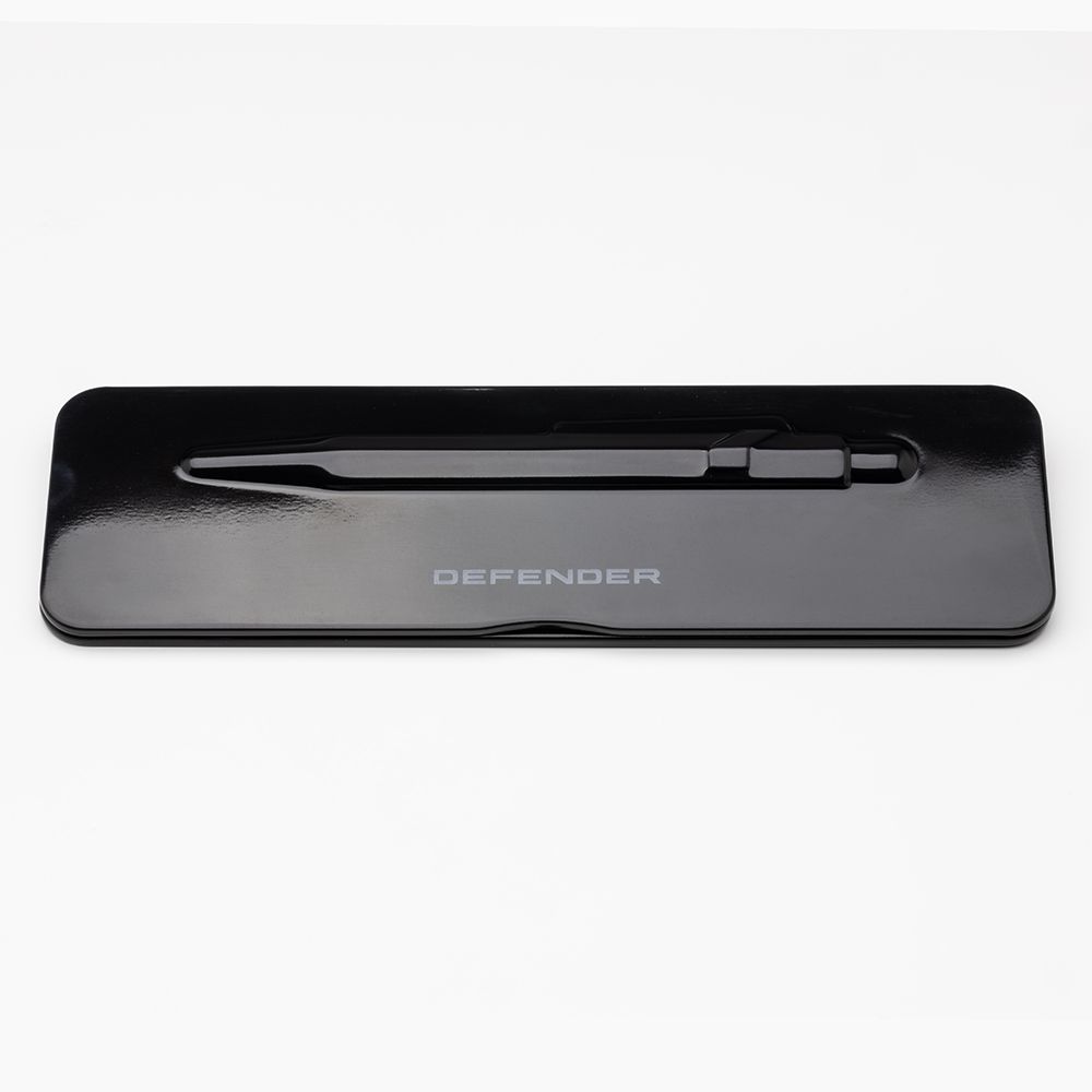 Ручка кулькова Caran d'Ache для Defender (38972)