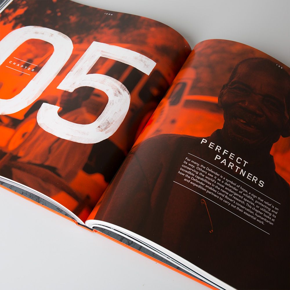 Книга Land Rover Defender Icon, про історію моделі (40992)