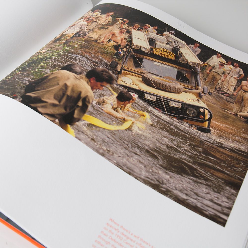 Книга Land Rover Defender Icon, про історію моделі (40992)