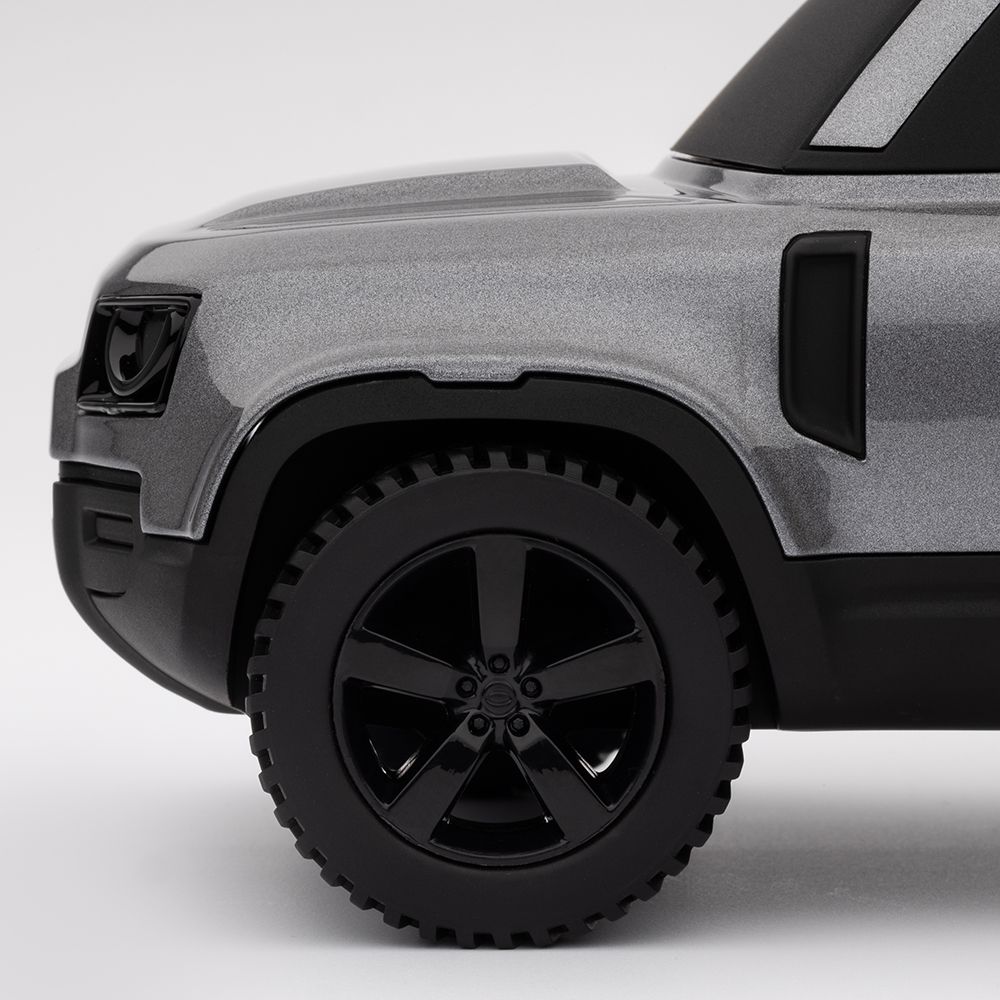 Модель автомобіля Defender Icon model 02, колір Eiger Grey (43838)