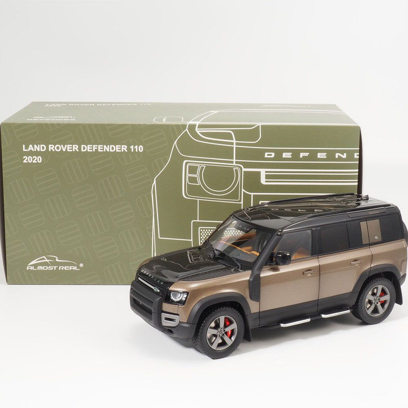 Модель автомобіля Land Rover Defender 110, масштаб 1:18, колір Gondwana Stone (43841)