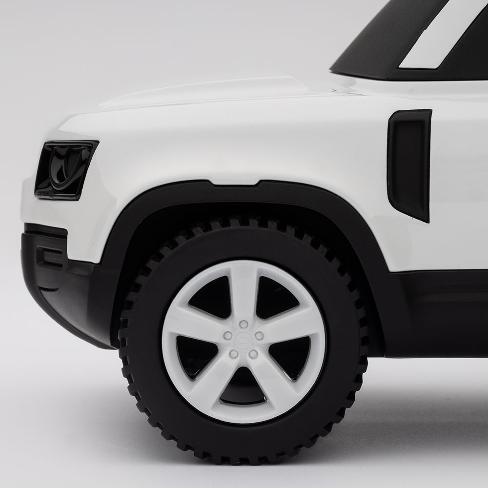 Модель автомобіля Defender Icon model 02, колір White/Black (43840)
