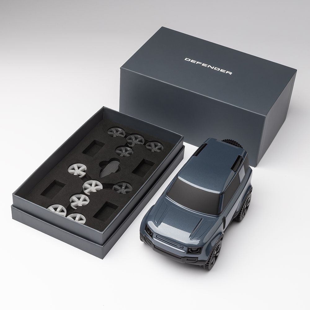 Модель автомобіля Defender Icon model 02, колір Tasman Blue (43836)
