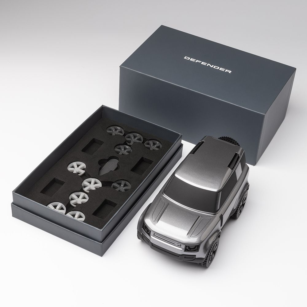 Модель автомобіля Defender Icon model 02, колір Eiger Grey (43838)